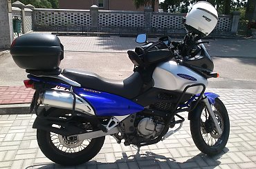 #freewind #shad #suzuki #tankbag #xf650 #funduro