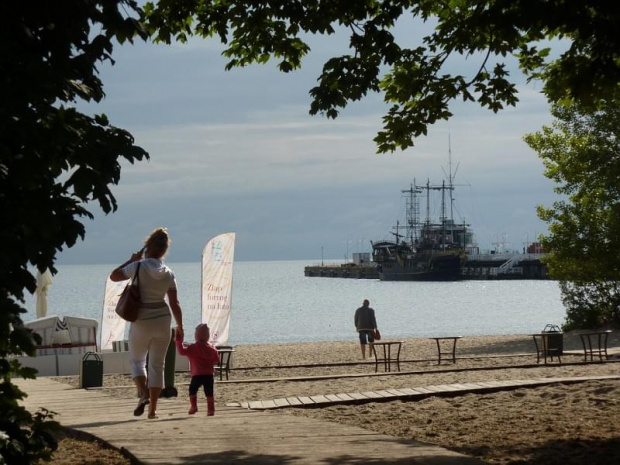 Przedstawiam "Pirata" zacumowanego przy sopockim molu, gdzie przebywa gościnnie przez całe lato #żaglowiec #statek #atrakcja #wycieczkowiec