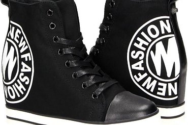 SNEAKERSY #ObuwieSneakers #sneakersy #wiązane #koturny #platformy #tramki #sportowe #JesienneObuwie