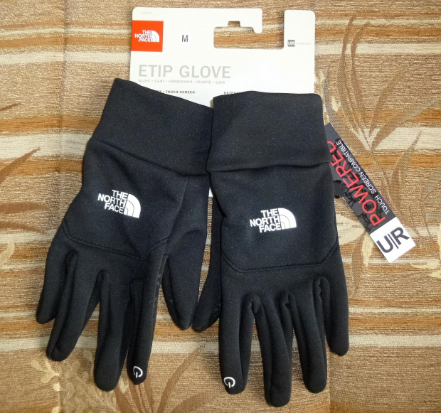 #TNFEtipGloveTheNorthFace