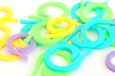 #druty #JakZrobićPomponyZWłóczki #LovelyPasmanteria #PasmanteriaBytom #Pompony #RozdzielaczOczek #szydełko #włóczka