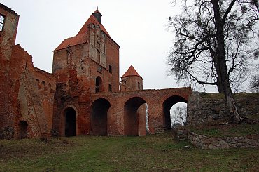 #zamek #historia #ruiny